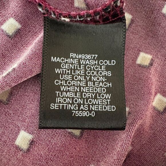 Liz Claiborne Pleated Neck Short Sleeve Blouse Size Small - Picture 8 of 8